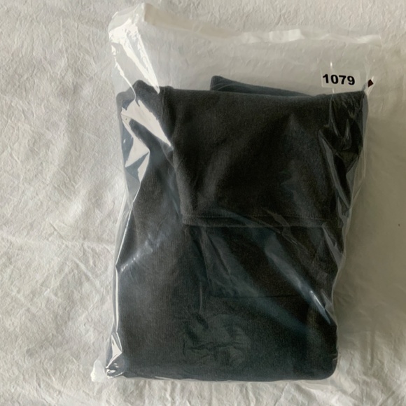 Polo by Ralph Lauren Luxury Jersey Shawl-Collar 2-Button Pullover. - Picture 9 of 9